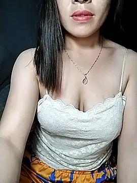 Hani-i online show from May 16, 2026, 10:41 pm