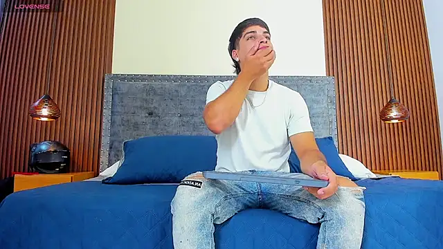 Apolo moon18 online show from November 13, 2025, 8:08 pm