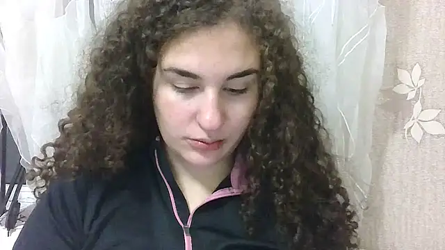 Snapshot of Kiki_Catty chatting on December 1, 2025, 6:13 pm Kiki Catty online show from December 1, 2025, 6:13 pm
