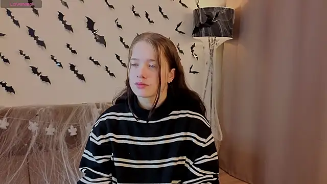 Snapshot of JonDatko chatting on November 2, 2025, 3:20 am JonDatko online show from November 2, 2025, 3:20 am