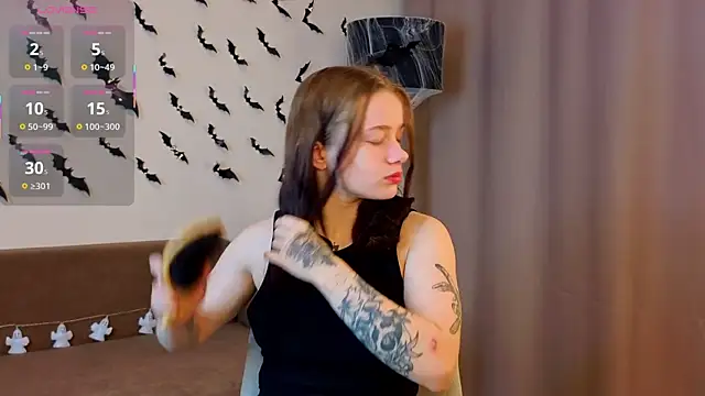 Snapshot of JonDatko chatting on November 4, 2025, 3:16 am JonDatko online show from November 4, 2025, 3:16 am