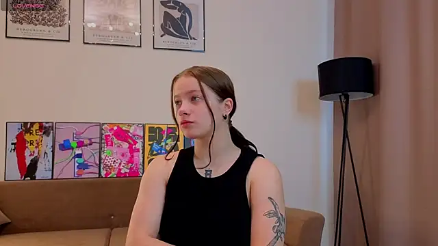 Snapshot of JonDatko chatting on November 16, 2025, 7:14 am JonDatko online show from November 16, 2025, 7:14 am