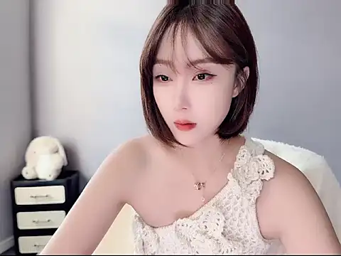 Monica7 online show from November 3, 2025, 12:46 am