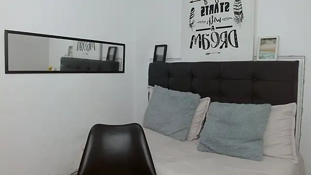 Maria jose xx online show from October 16, 2025, 2:12 am