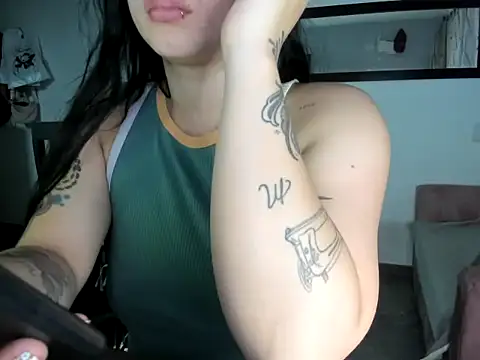  Emily vixen online show from November 15, 2025, 10:45 am