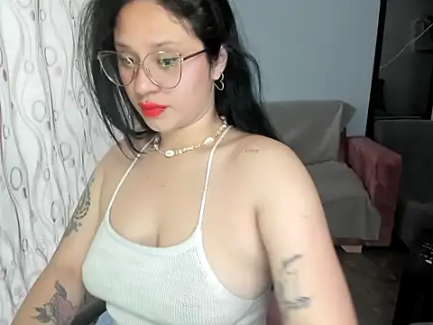  Emily vixen online show from November 27, 2025, 10:50 am