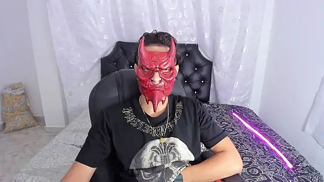 Snapshot of Hayden_Boy_ chatting on October 31, 2025, 1:01 pm Hayden Boy online show from October 31, 2025, 1:01 pm