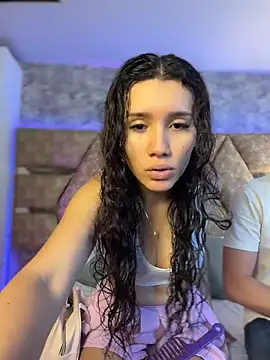 SsexCouplee online show from June 4, 2026, 11:38 am