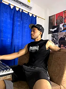 Kylian Alessandro online show from October 24, 2025, 3:52 pm