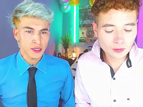 Snapshot of Latin_boysxxxx chatting on October 26, 2025, 1:11 am Latin boysxxxx online show from October 26, 2025, 1:11 am