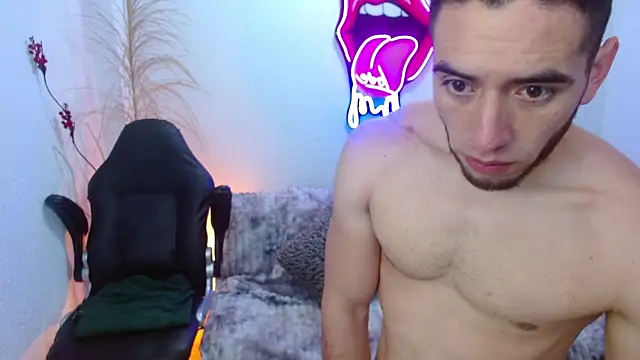 Snapshot of Ethan_Blaze chatting on November 8, 2025, 11:43 am Ethan Blaze online show from November 8, 2025, 11:43 am