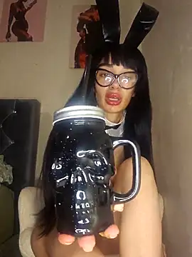 Snapshot of LucyMiax chatting on October 31, 2025, 6:09 pm LucyMiax online show from October 31, 2025, 6:09 pm