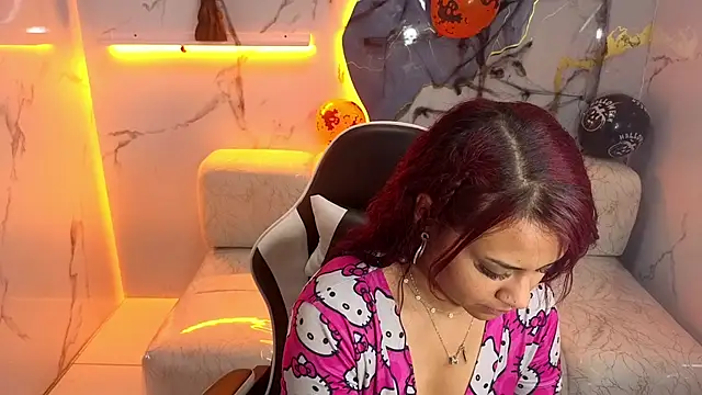 Snapshot of noa_tp chatting on October 27, 2025, 12:31 pm noa tp online show from October 27, 2025, 12:31 pm