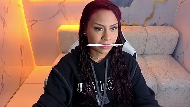 Snapshot of noa_tp chatting on November 5, 2025, 12:38 pm noa tp online show from November 5, 2025, 12:38 pm