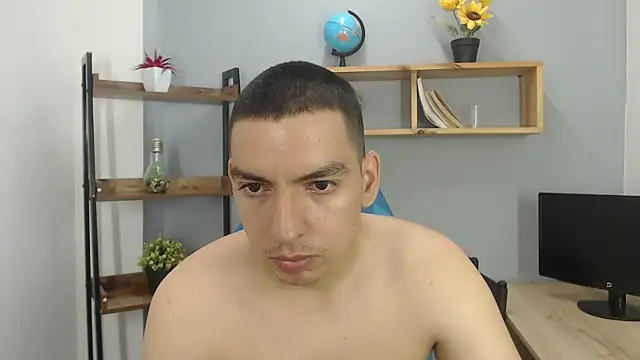 Axel Stones  online show from October 22, 2025, 1:55 pm