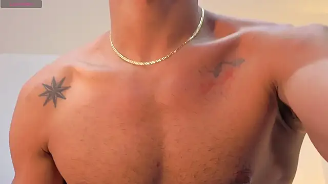 DaamonSlader  online show from November 7, 2025, 8:20 pm