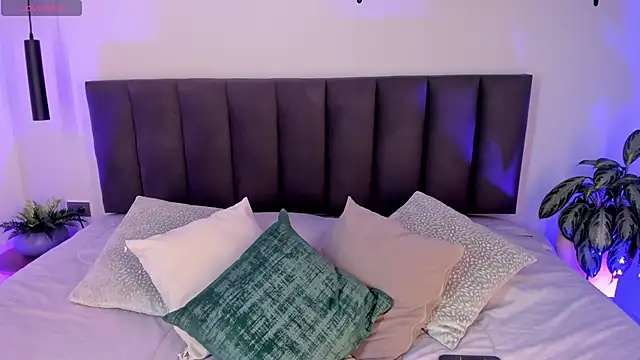 AilanaCortes online show from February 21, 2026, 12:06 pm