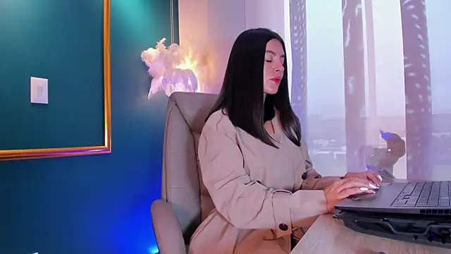 Rashel Frost  online show from May 30, 2026, 3:09 pm