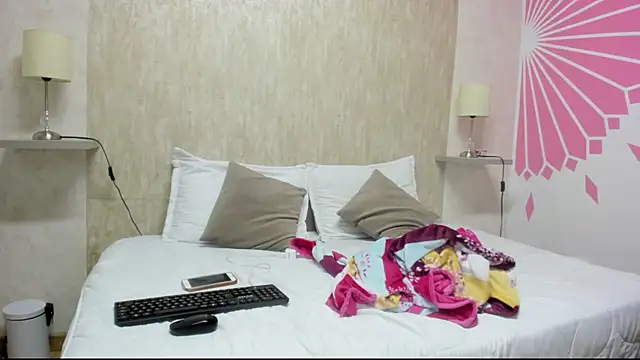 Diosadelchat online show from October 19, 2025, 2:45 am