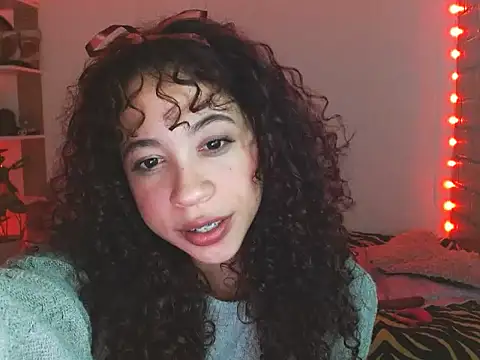 Medussa3033 online show from April 15, 2026, 3:35 am