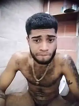 Snapshot of AXionX chatting on November 8, 2025, 11:47 pm AXionX online show from November 8, 2025, 11:47 pm