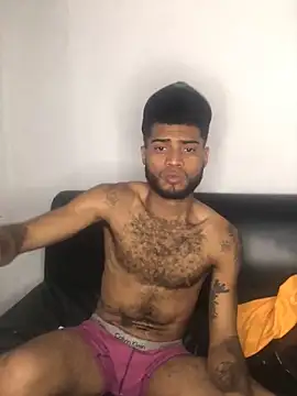 Snapshot of AXionX chatting on December 1, 2025, 4:17 am AXionX online show from December 1, 2025, 4:17 am