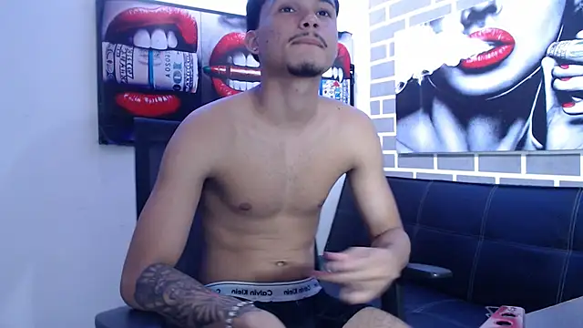 Snapshot of Diegovega21 chatting on October 22, 2025, 7:02 pm Diegovega21 online show from October 22, 2025, 7:02 pm