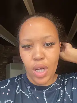 Snapshot of Saq-Madik chatting on November 3, 2025, 10:05 am Saq-Madik online show from November 3, 2025, 10:05 am