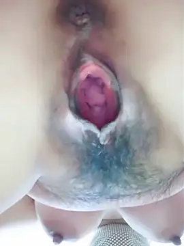 Snapshot of piug321 chatting on November 18, 2025, 10:20 am piug321 online show from November 18, 2025, 10:20 am