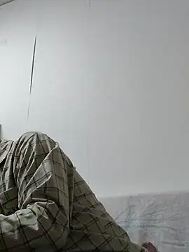 Snapshot of caige8888 chatting on October 25, 2025, 9:17 am caige8888 online show from October 25, 2025, 9:17 am