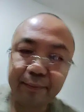 Snapshot of caige8888 chatting on November 11, 2025, 12:38 pm caige8888 online show from November 11, 2025, 12:38 pm