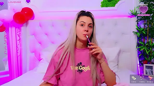 AriannaSins online show from February 20, 2026, 1:11 pm