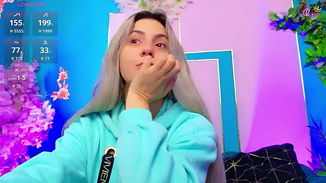AriannaSins online show from June 12, 2026, 12:15 pm