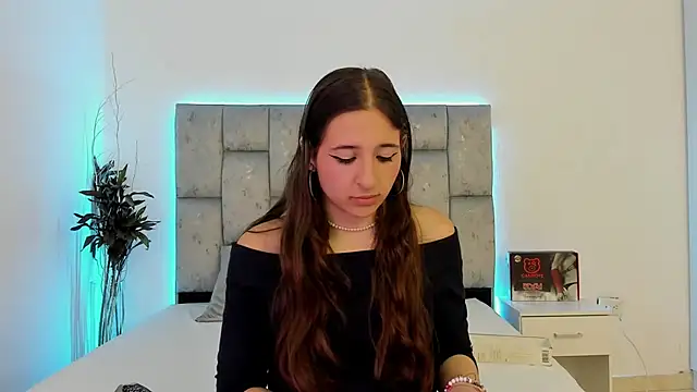 SweetAndSinful online show from November 29, 2025, 3:42 am