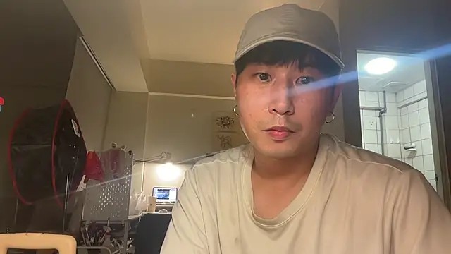 Snapshot of ajixxxxxxxx chatting on October 15, 2025, 7:19 am ajixxxxxxxx online show from October 15, 2025, 7:19 am