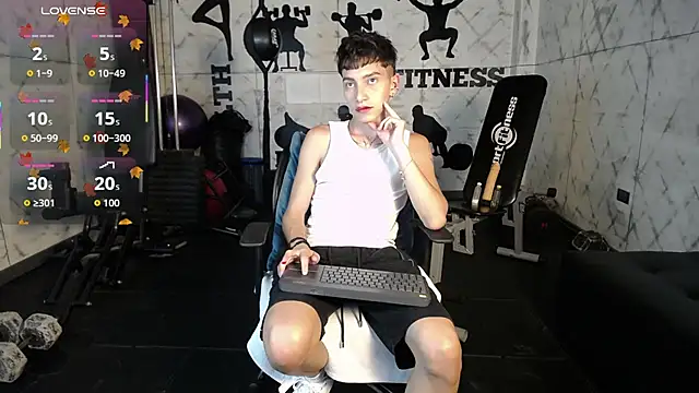 Snapshot of Tiam_muller chatting on November 10, 2025, 3:49 am Tiam muller online show from November 10, 2025, 3:49 am