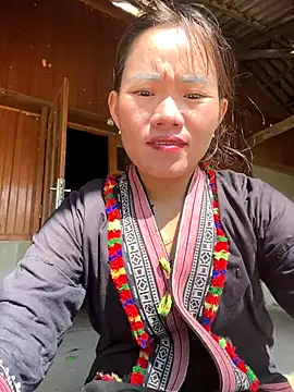 Saomai25 online show from December 1, 2025, 4:17 am