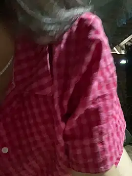 Snapshot of bumbaba chatting on December 23, 2025, 9:29 am bumbaba online show from December 23, 2025, 9:29 am