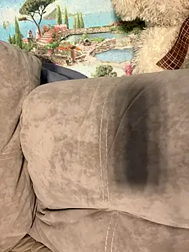 Curvy  Goddess online show from October 27, 2025, 5:11 am