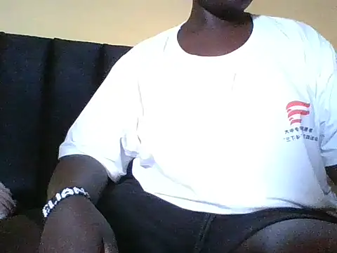 Snapshot of Fortunate10 chatting on October 15, 2025, 2:28 pm Fortunate10 online show from October 15, 2025, 2:28 pm