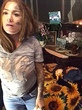 octaviatheillestt online show from November 13, 2025, 8:02 am