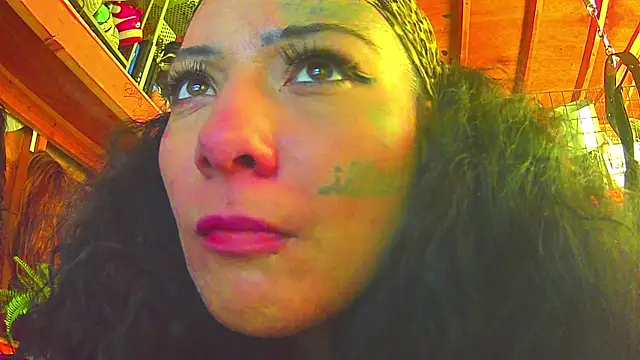 octaviatheillestt online show from December 22, 2025, 3:53 pm