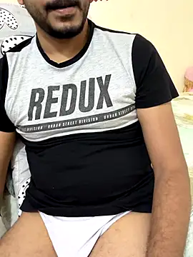 Snapshot of Handsome8677 chatting on October 30, 2025, 7:54 am Handsome8677 online show from October 30, 2025, 7:54 am