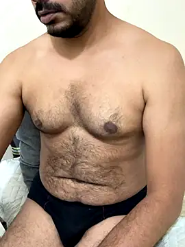 Snapshot of Handsome8677 chatting on November 3, 2025, 11:33 am Handsome8677 online show from November 3, 2025, 11:33 am