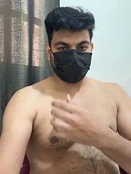 Handsome8677 online show from May 18, 2026, 8:09 am