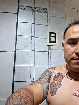 Snapshot of Rueditasss chatting on December 22, 2025, 12:29 am Rueditasss online show from December 22, 2025, 12:29 am