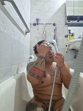 Snapshot of Rueditasss chatting on February 13, 2026, 2:13 pm Rueditasss online show from February 13, 2026, 2:13 pm