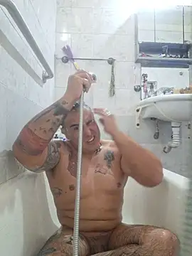 Snapshot of Rueditasss chatting on February 20, 2026, 7:47 pm Rueditasss online show from February 20, 2026, 7:47 pm