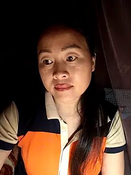 Snapshot of Spring-mky chatting on February 2, 2026, 7:45 pm Spring-mky online show from February 2, 2026, 7:45 pm