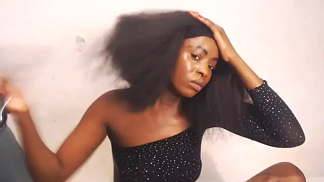 Snapshot of TallEbonyBabe chatting on February 9, 2026, 4:27 am TallEbonyBabe online show from February 9, 2026, 4:27 am